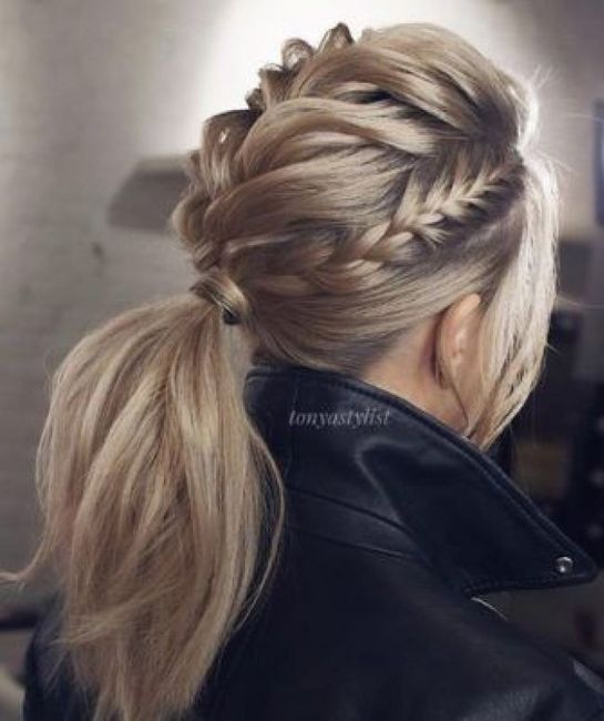 Tenue au point mais quid de la coiffure?!?! - 1