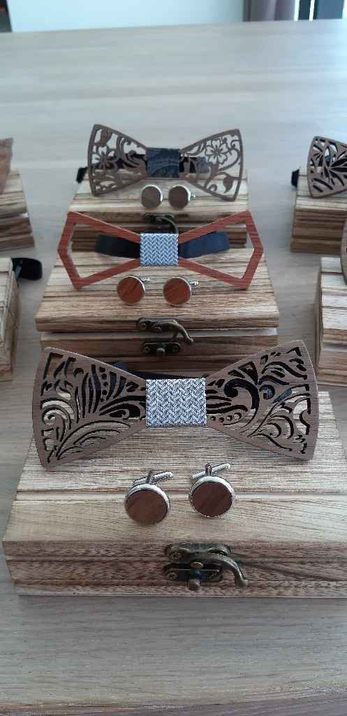 Nœuds papillons en bois. - 2