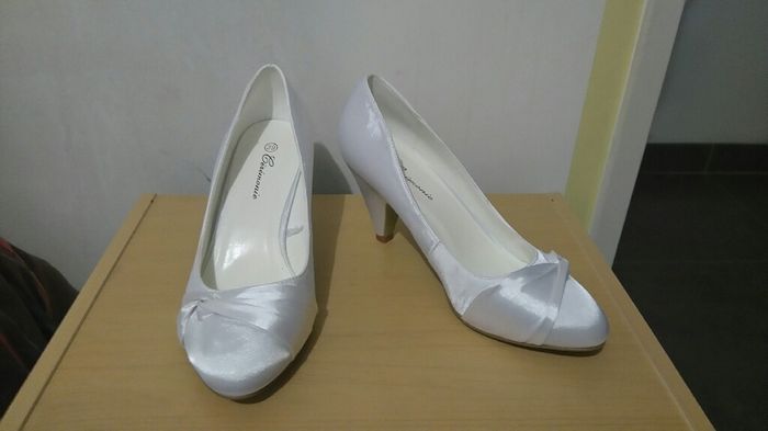 Montrez moi vos chaussures - 1