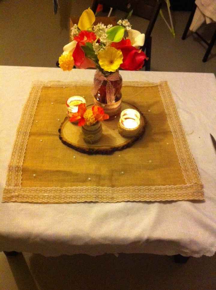 Fleurs et rondins + jute + dentelle