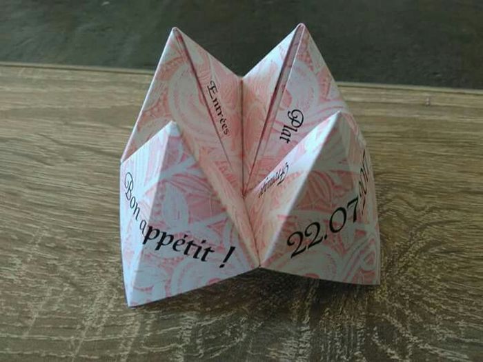 Menu cocotte en papier 1