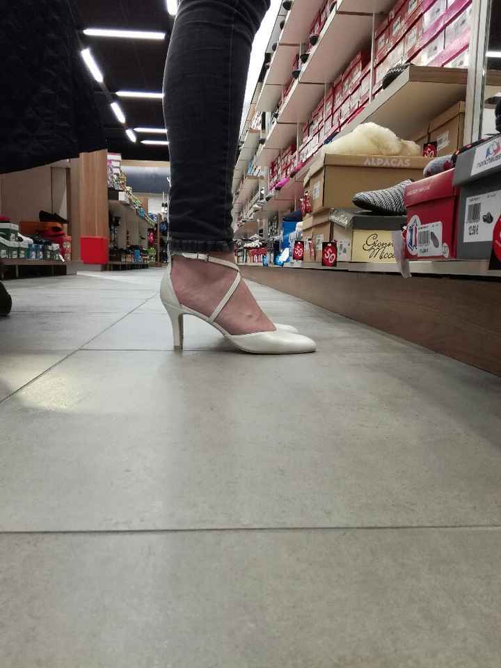  Doute chaussures - 1