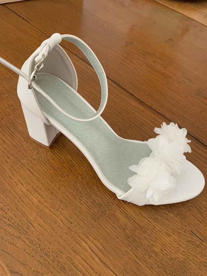 Dis-nous si tu as déjà trouvé tes chaussures de mariée ! - 1