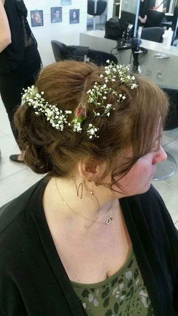 Coiffure coté droit