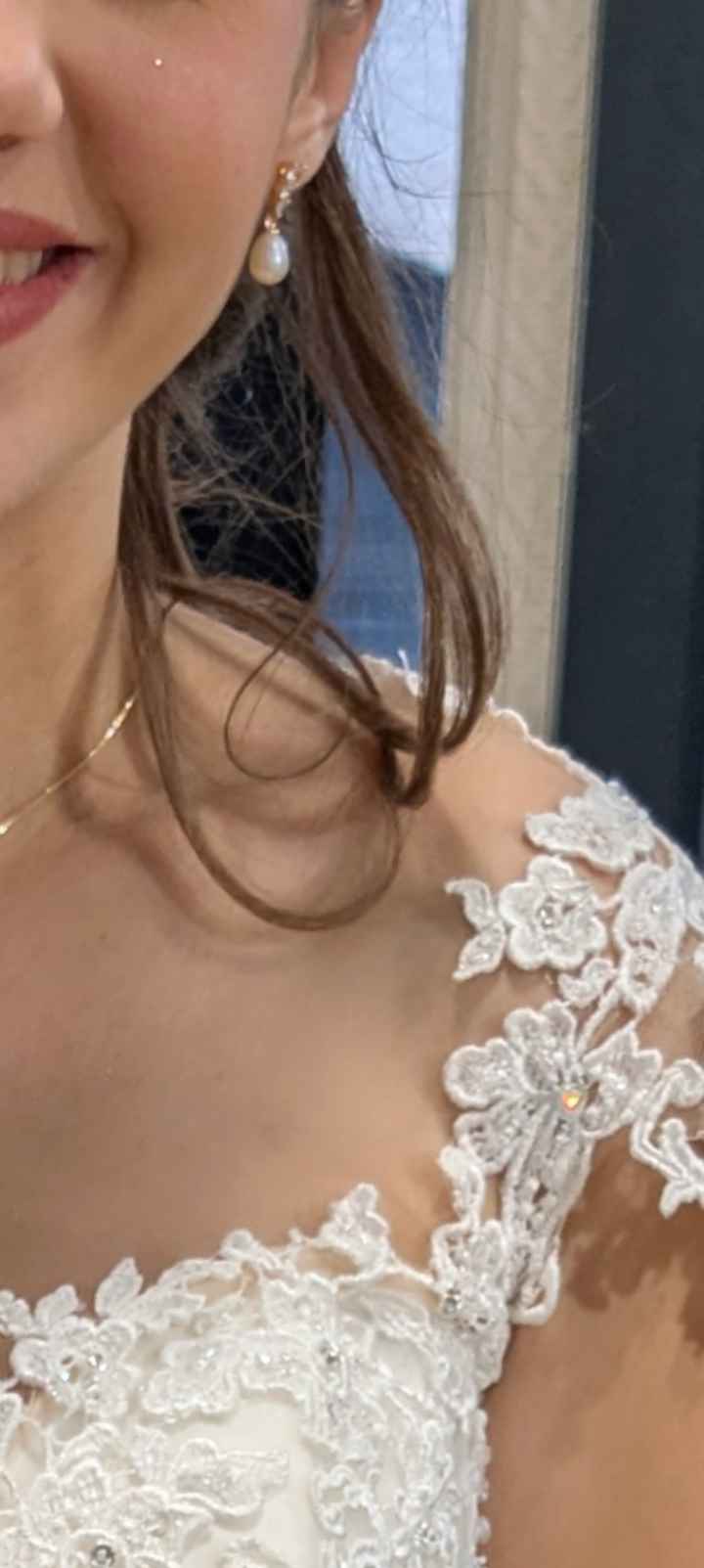 Lequel collier avec les boucles d'oreilles - 3