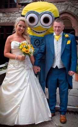 Photo de couple avec minion