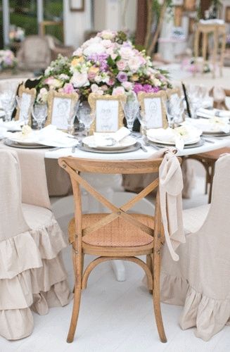 Décoration de table florale et romantique