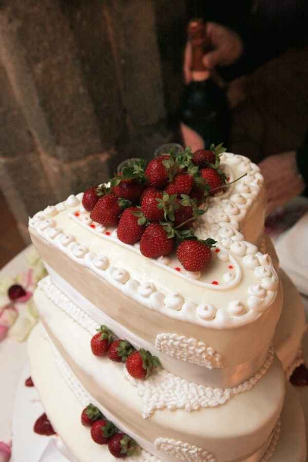 fraisier  wedding cake 