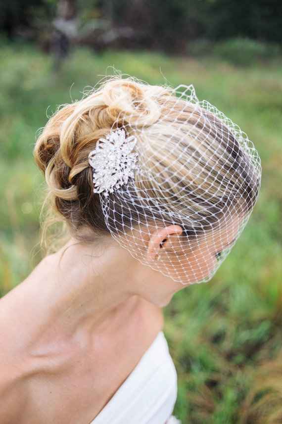 voile de mariée “cage à oiseaux”