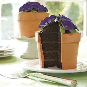 gâteau de mariés pot de fleurs