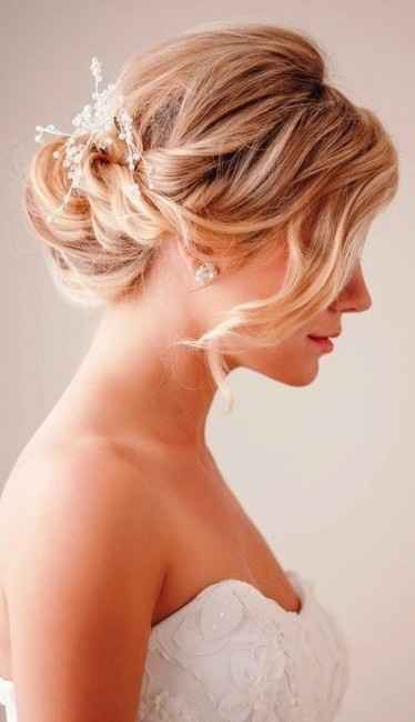 chignon mariée romantique