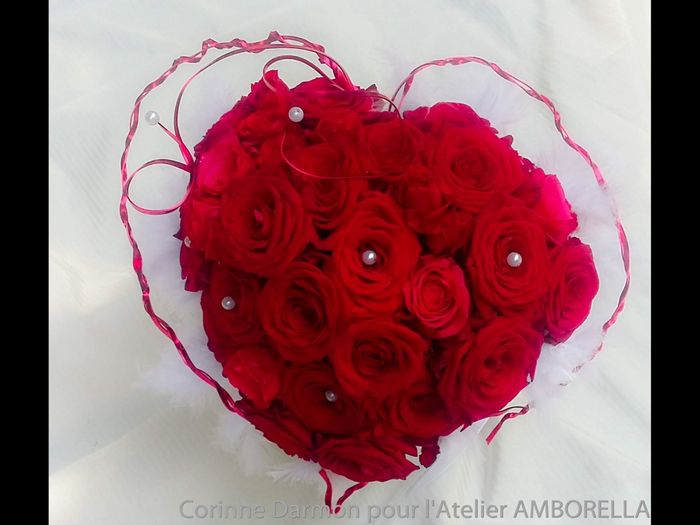 10 bouquets de mariée rouges - 1