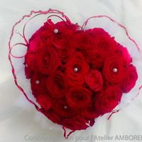 10 bouquets de mariée rouges - 1