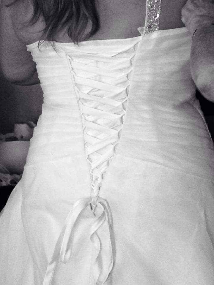 Robes de mariée sur mesure, le nouveau " dress for you " à saint martin de fontenay quelqu'un connai