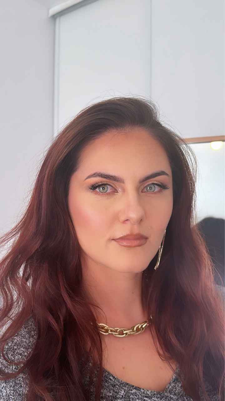 Make up artiste - 2