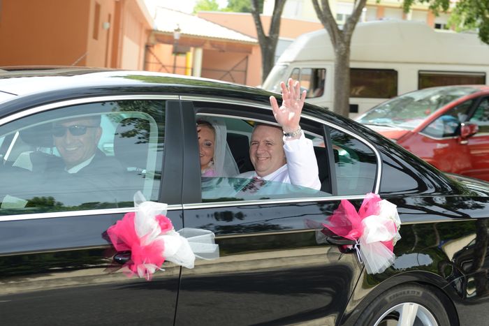 EN VOITURE a l arrivee au parc de Gemenos