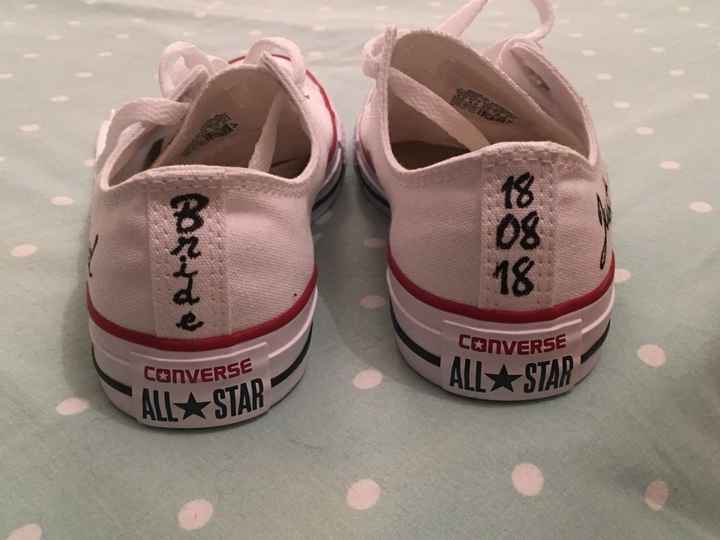 Converse mariée 