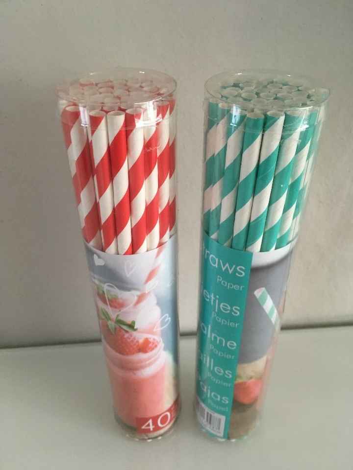 Pailles rouge cerise et vert menthe : nos couleurs 