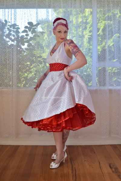 Rouge et pois 