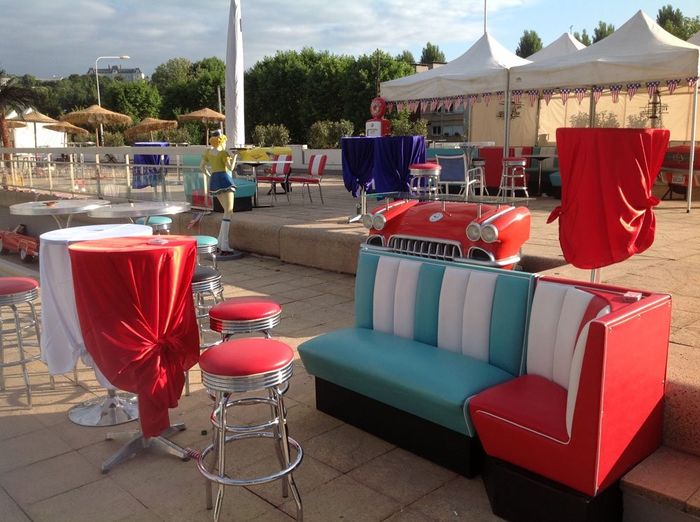 Mobilier Dinner Américain 