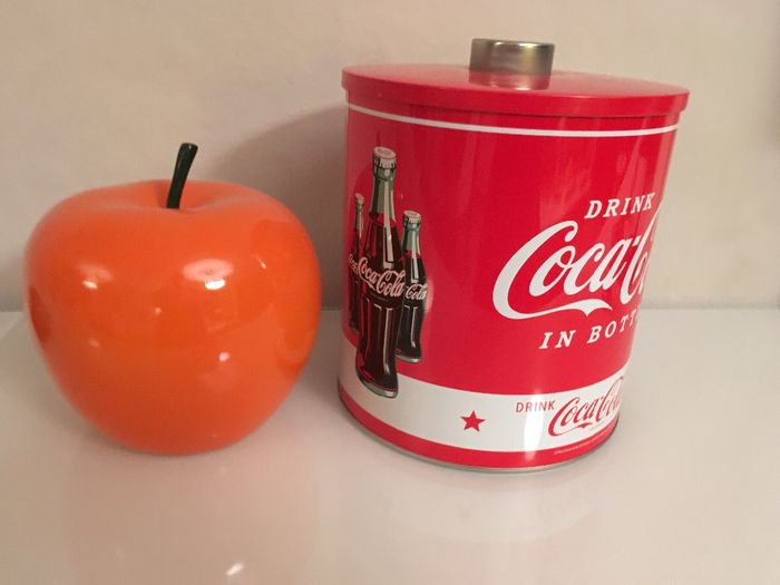 Sans la pomme c'était juste pour montrer la taille des boites 