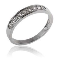 Dormir avec son alliance demi tour diamant - 1