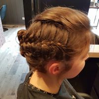  Coiffure pour cheveux mi-longs - 1