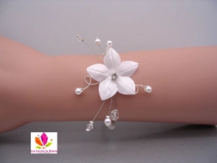 Bracelet fleurit dh 1