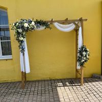 3 arches fleuries pour ta cérémonie : tu vote pour laquelle ? 🌸 - 1