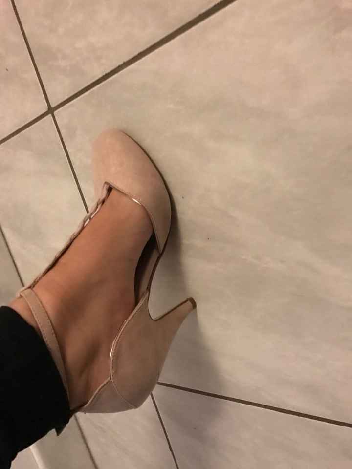 Besoin d'aide pour les chaussures! - 2