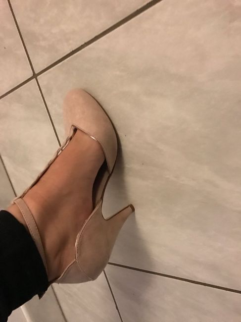Besoin d'aide pour les chaussures! - 2