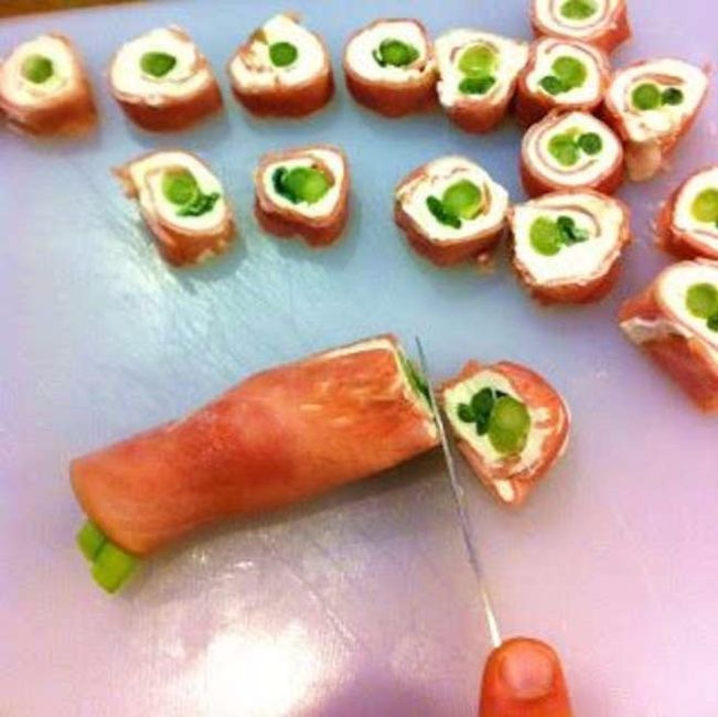 Wraps de jambon cru avec des asperges