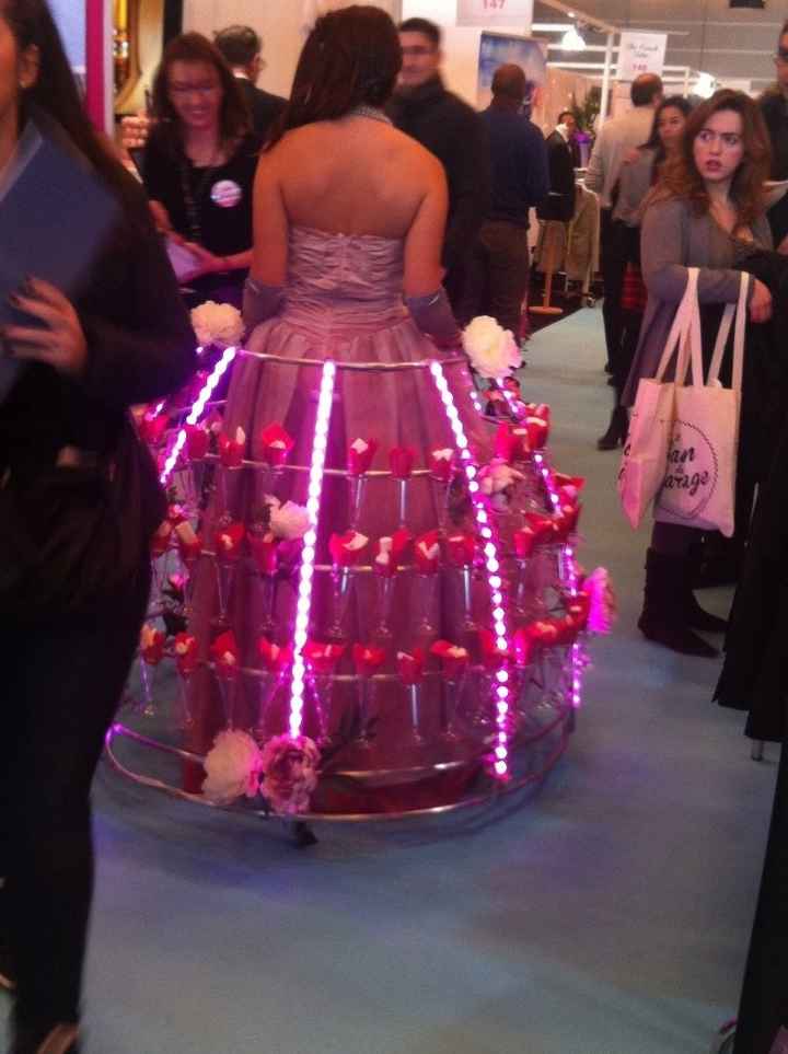 Original pour le service ( vu au salon du mariage ) 