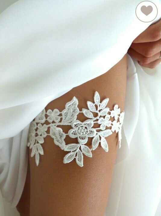 Montrez vos jarretières! - 2