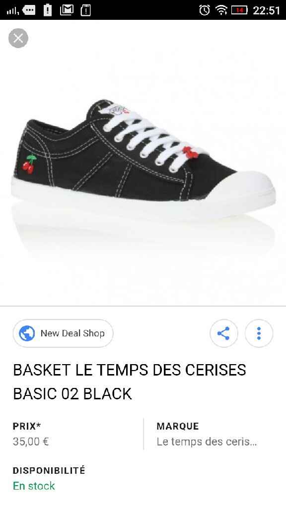 Customisation tennis pour le soir : bouton cerise ???? - 1