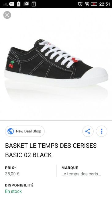 Customisation tennis pour le soir : bouton cerise ???? - 1