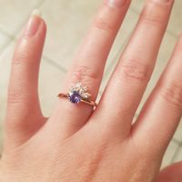 Ta bague de fiançailles sur le Pinterest de Mariages.net ça t'intéresse ? ❤️ - 1