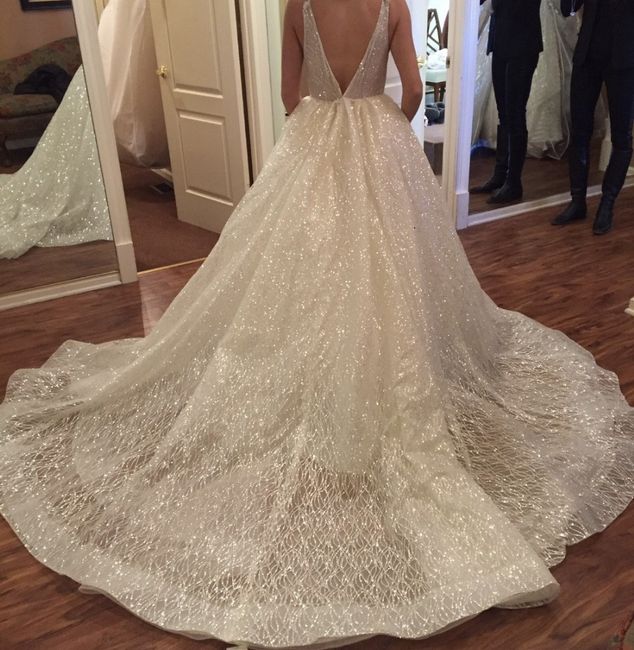 J'hésite pour la robe du mariage civil 4