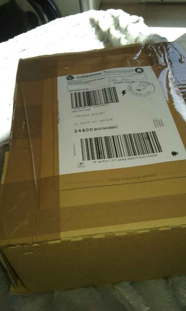 Colis du jours joie pleur heureuse - 1