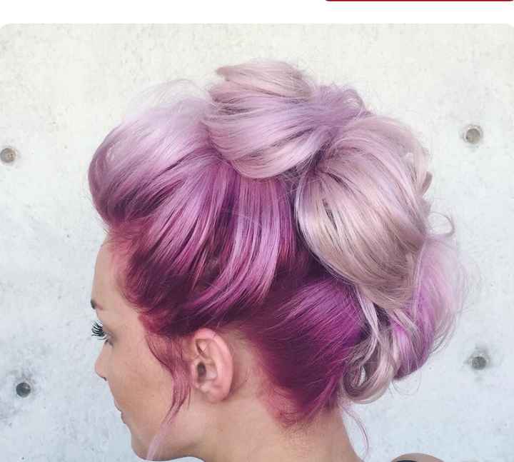  Voici quelques coiffures de mariées aux cheveux colorés - 7