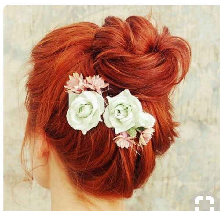  Voici quelques coiffures de mariées aux cheveux colorés - 21