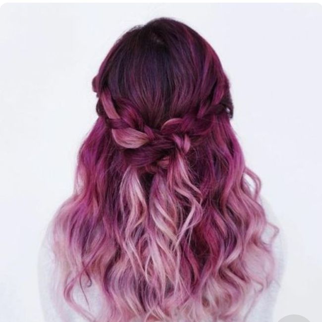  Voici quelques coiffures de mariées aux cheveux colorés - 8