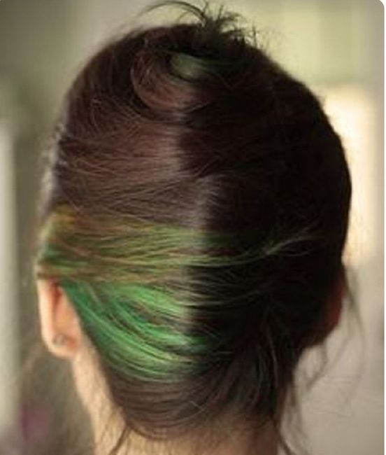  Voici quelques coiffures de mariées aux cheveux colorés - 29