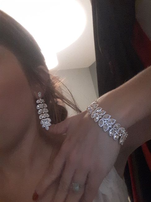 Collier ou pas collier le jour de votre mariage ? 4