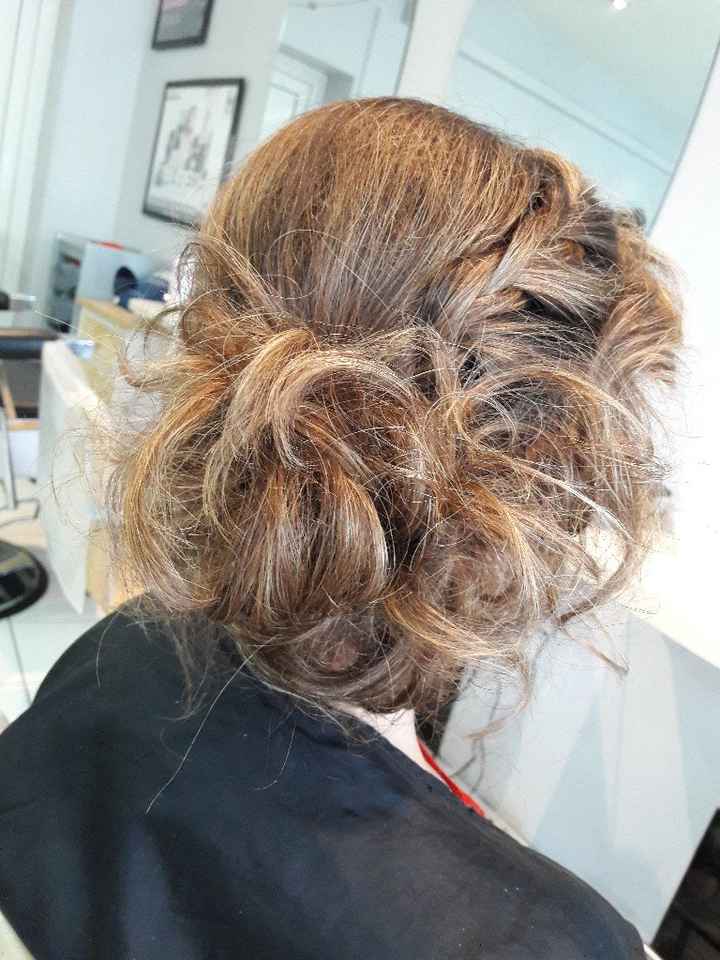 Rdv coiffeur qui se transforme en essai - 3