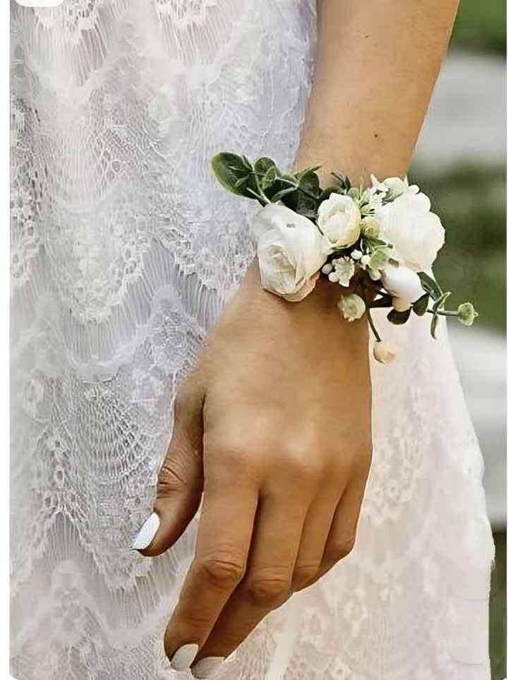 Bouquet de mariée , bracelet témoin ou demoiselle d’honneur et boutonnière marie - 3