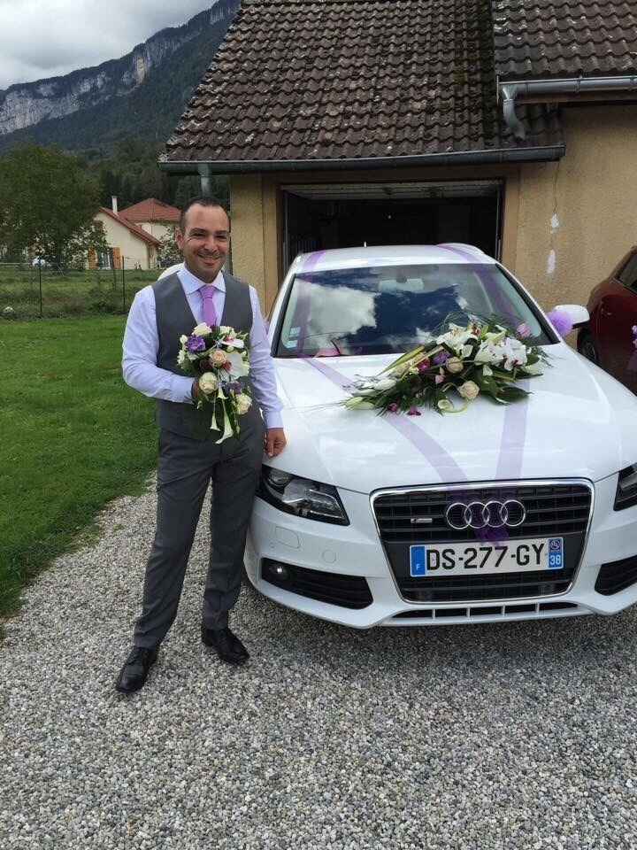 la voiture avec futur marié