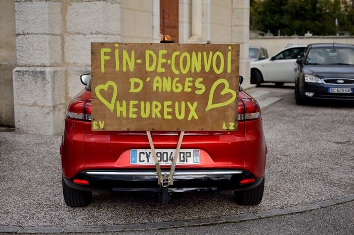 voiture fin de cortège