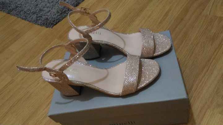 Chaussures choisies
