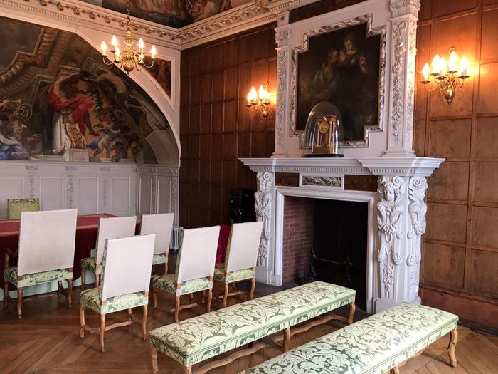 Une arche pour décorer la mairie ? 4